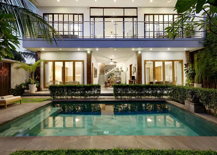 6br Oasis With 2 Private Pools Villa
