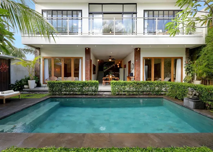 Villa 6br Oasis With 2 Private Pools Seminyak