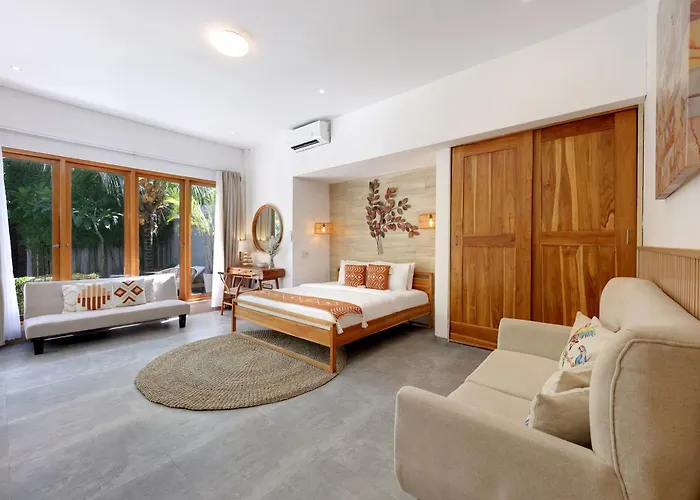 Villa 6br Oasis With 2 Private Pools Seminyak