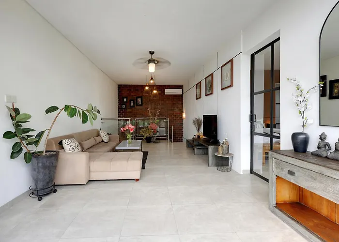 Villa 6br Oasis With 2 Private Pools Seminyak